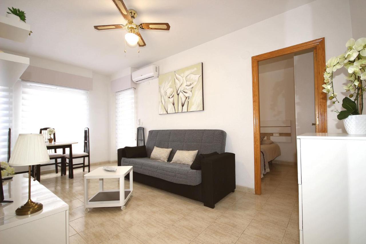 Del Cura Beach Apartment Torrevieja Dış mekan fotoğraf
